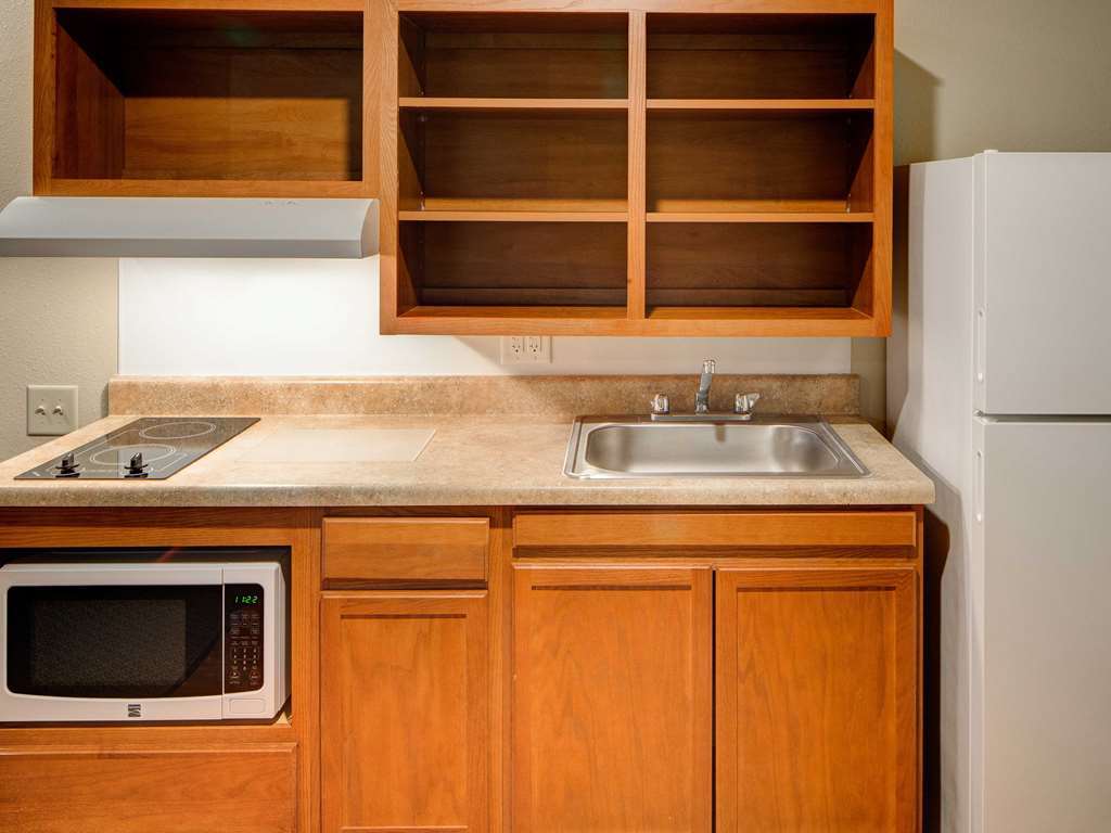 Woodspring Suites Lincoln Northeast I-80 部屋 写真