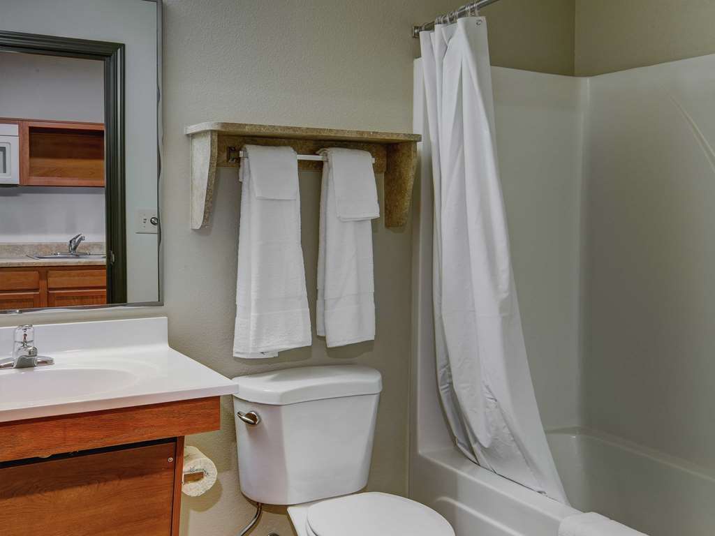 Woodspring Suites Lincoln Northeast I-80 部屋 写真